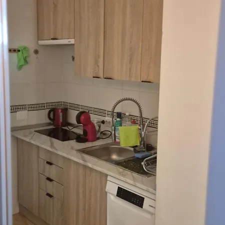 Relax Flat Palm View